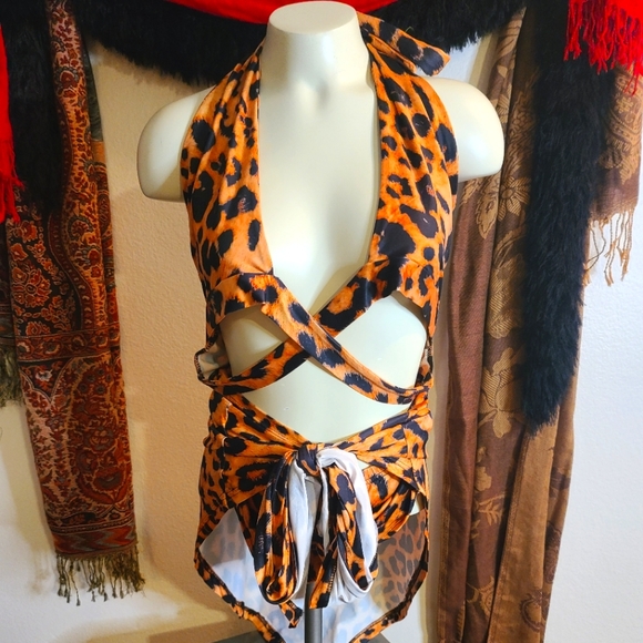 Leopard Dress Set ๐ - Picture 1 of 3